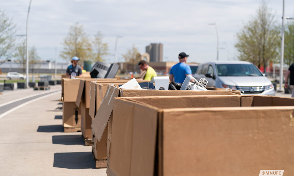 Dynamic Lifecycle Innovations collects and recycles electronics in bulk, supporting responsible e-waste management in Wisconsin.
