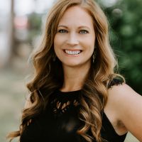 Kristy Bronk headshot